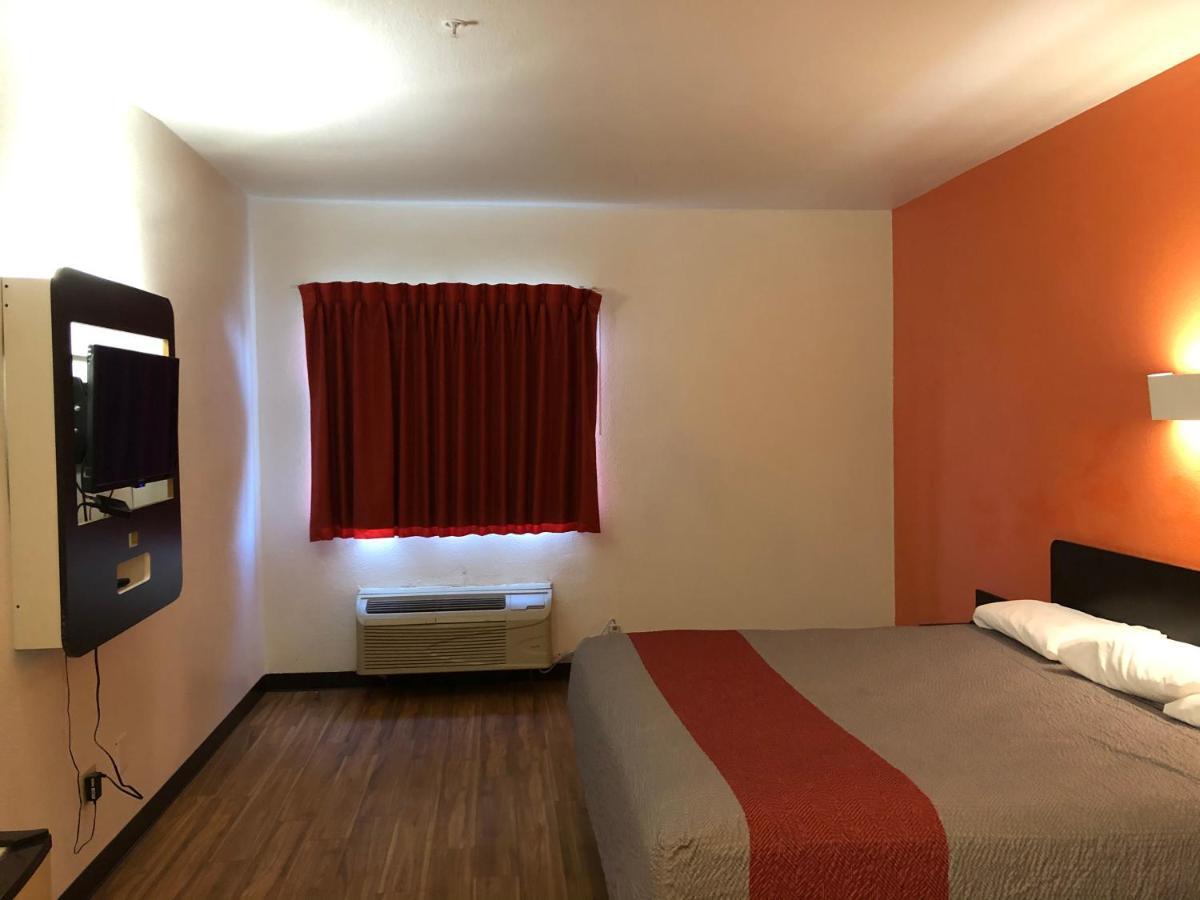 Motel 6-Woodway, Tx Buitenkant foto