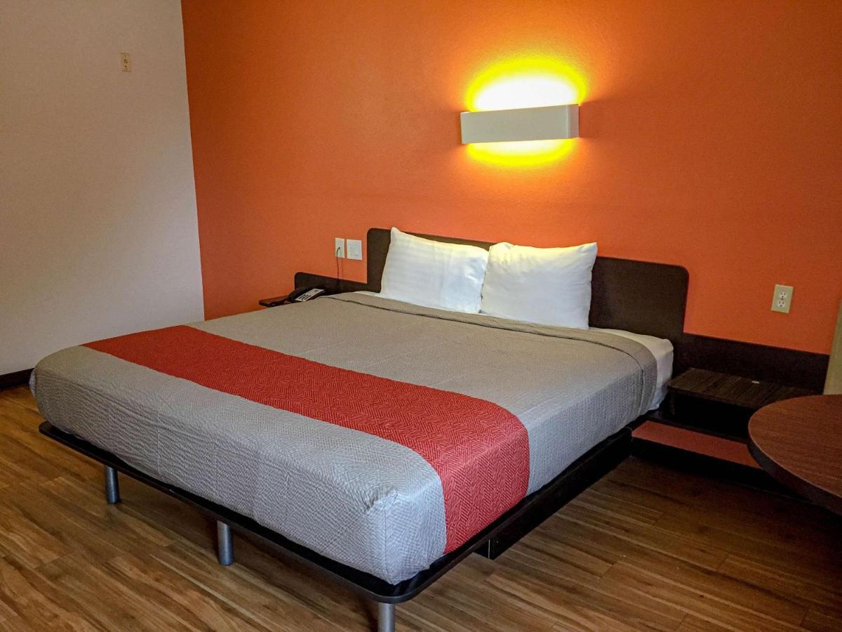 Motel 6-Woodway, Tx Buitenkant foto