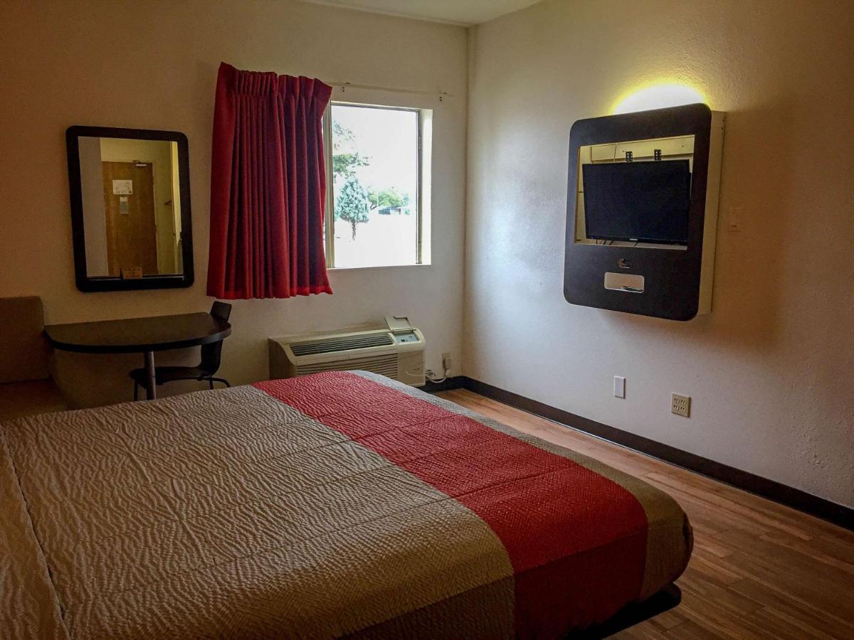 Motel 6-Woodway, Tx Buitenkant foto