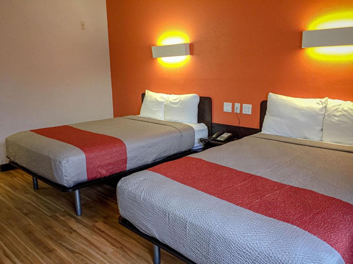 Motel 6-Woodway, Tx Buitenkant foto